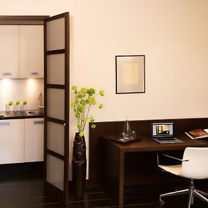 Suite Apartment